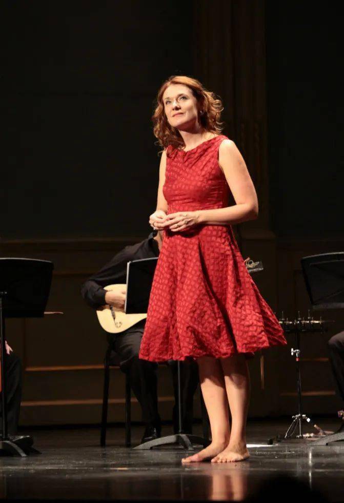 荐碟丨唱片中的柯仁娜:《艺术歌曲集》《母亲教我的歌》_上海音乐厅