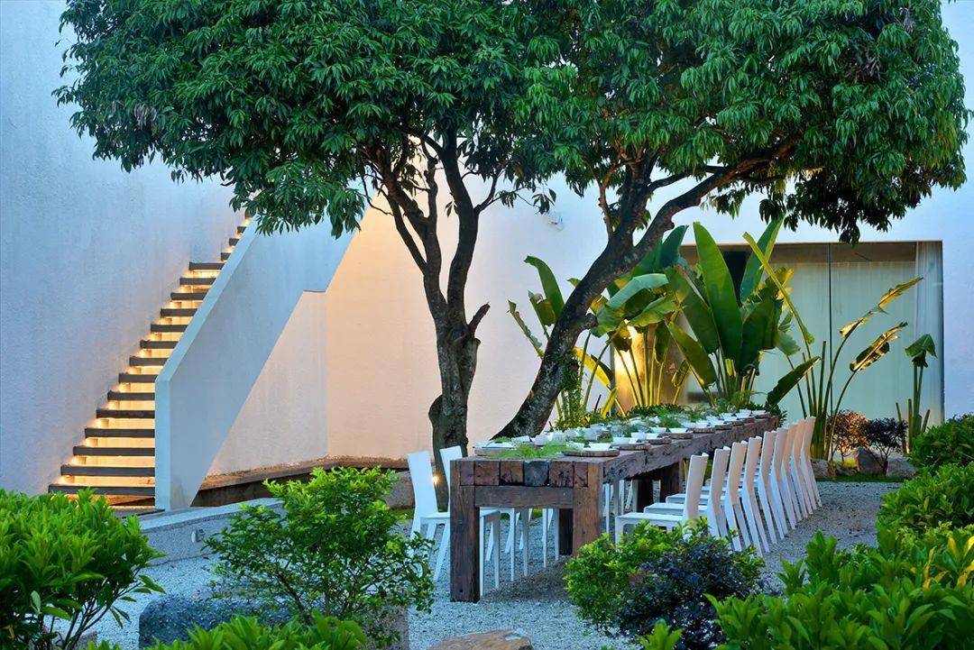 惠州博罗轻奢网红田园院落民宿,浪漫的无边泳池丨山里