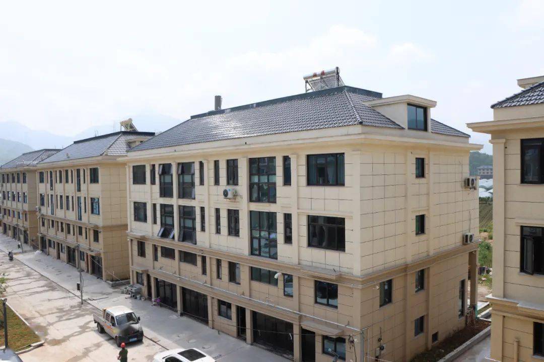 泥河岭异地安置项目由长潭水库事务中心主导,区块涉及安置户69户,人口