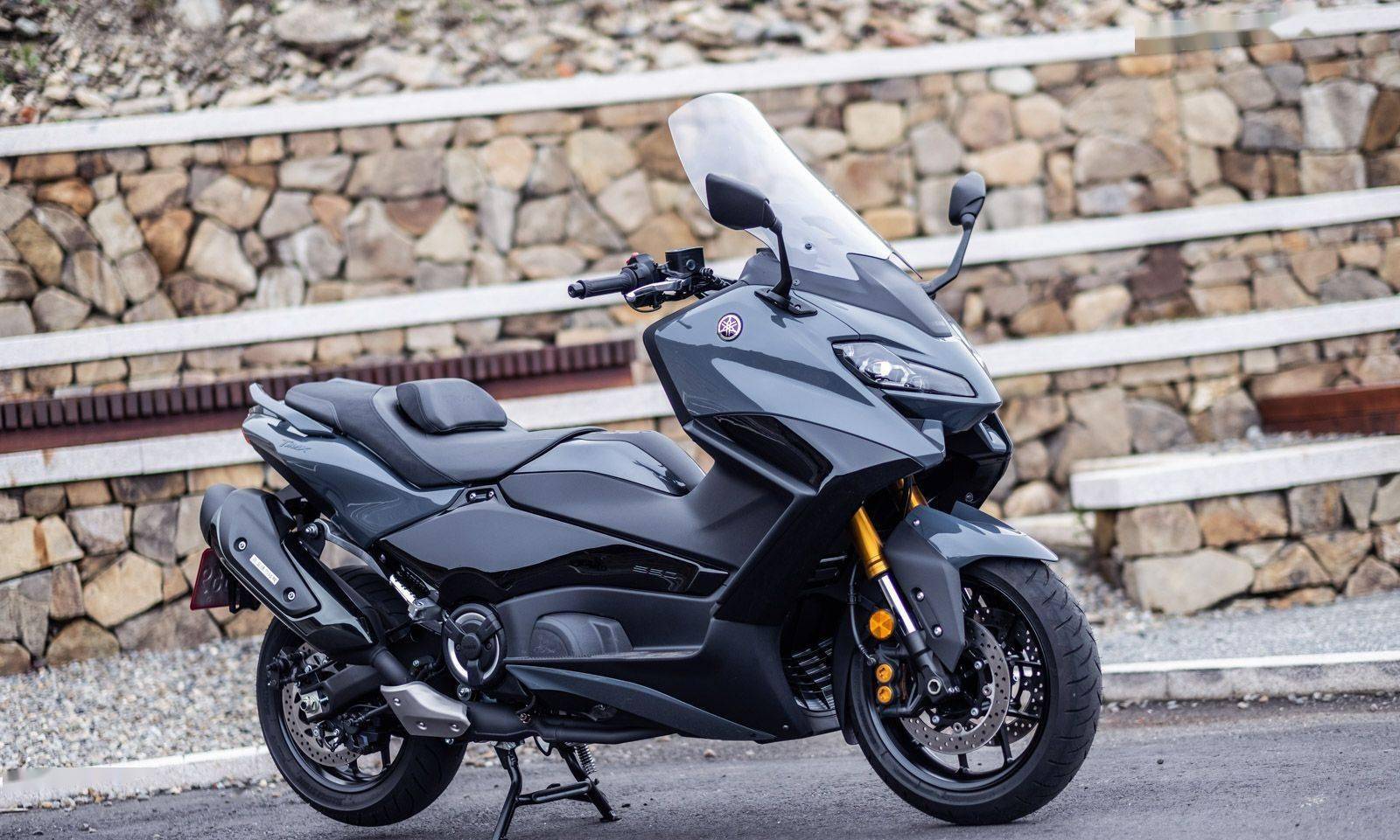 不败运动踏板科技大升级,2022雅马哈tmax 560_搜狐汽车_搜狐网