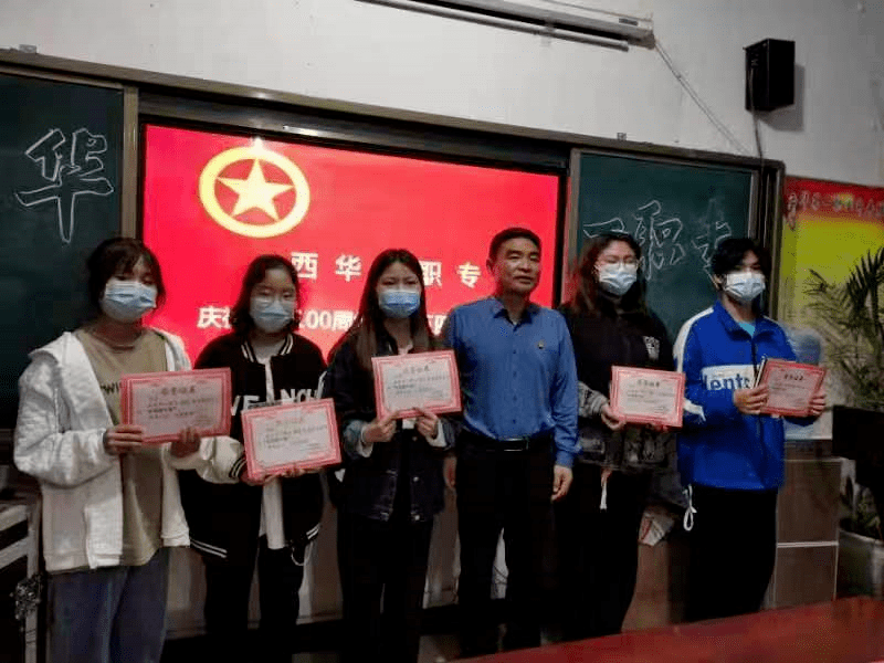 百young青春周口各級學校團組織開展喜迎二十大永遠跟黨走奮進新徵程