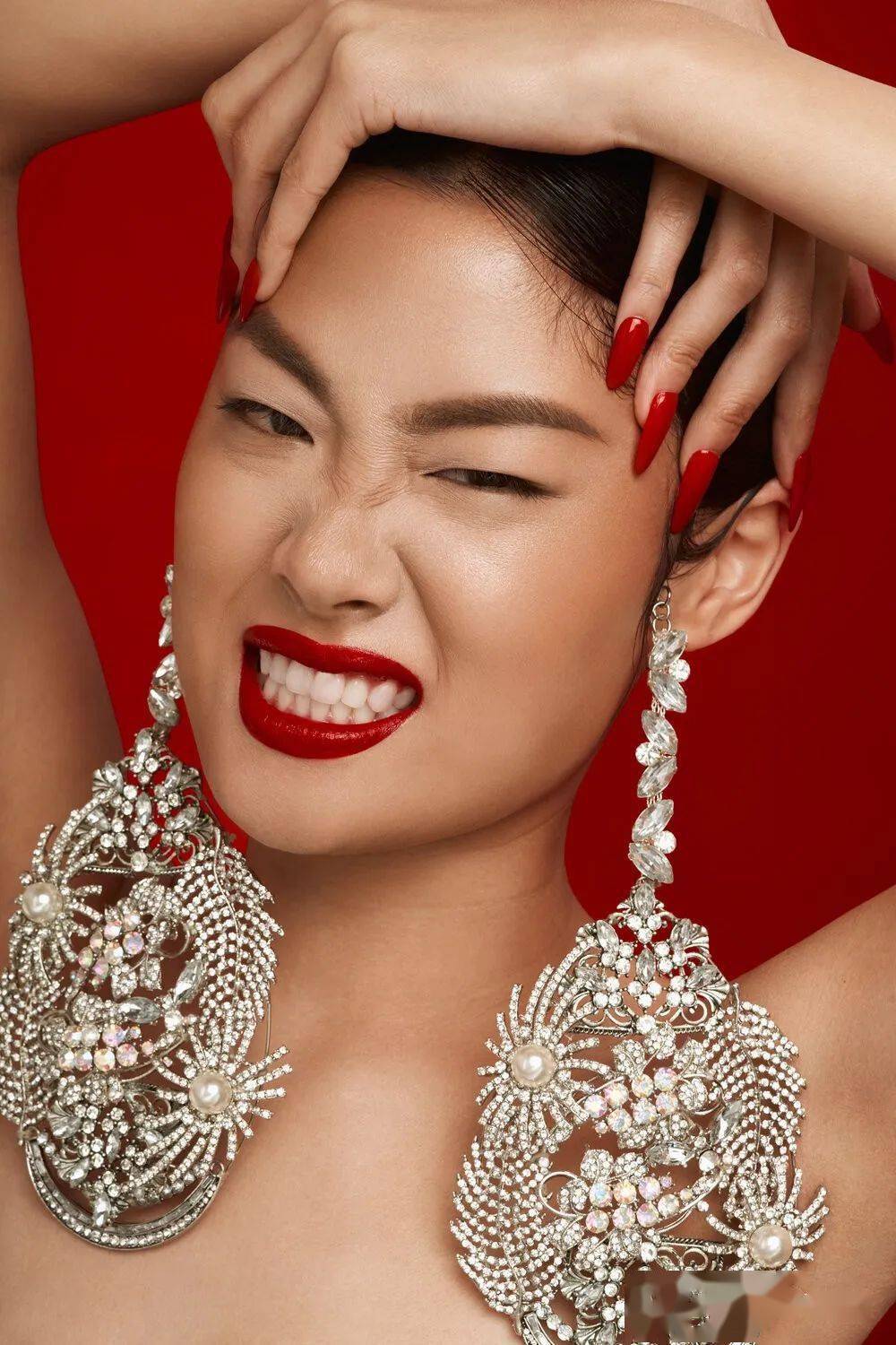 大师视觉极致夸张的时尚妆面摄影inesgarciabaltar