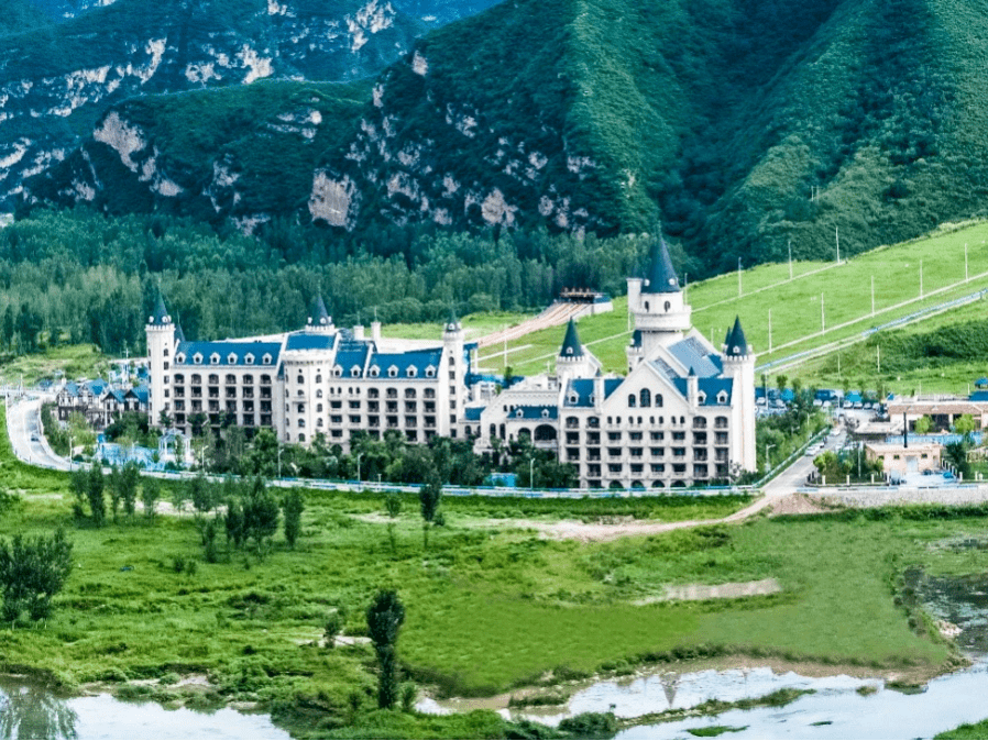 野三坡景区暂未开放来源:综合整理自荣盛康旅四季童话小镇