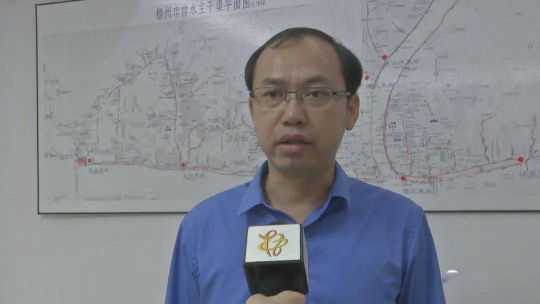 市城市管理监督局党组书记,局长 梁兴:"我们城市管理