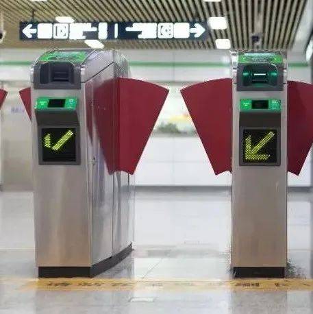 上海轨交今日全网停运!一人阳性,整栋转移?官方回应_1人阳性全楼集中隔离?上海疾控回应_消毒_作业