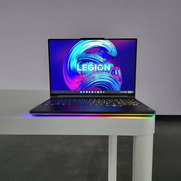 身为联想高端游戏本,legion 7i将提供i7-12800hx和i9-12900hx两款高