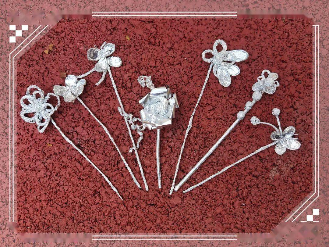 寻祖根塑国魂美育实践活动银饰遇上锡箔纸