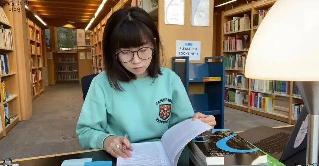 欧阳娜娜闺蜜作息表曝光25岁剑桥女博士曾被8所世界名校同时录取