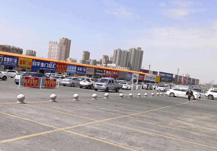 梨城这一市场"颜值"提升中_华凌市场_进行_街道