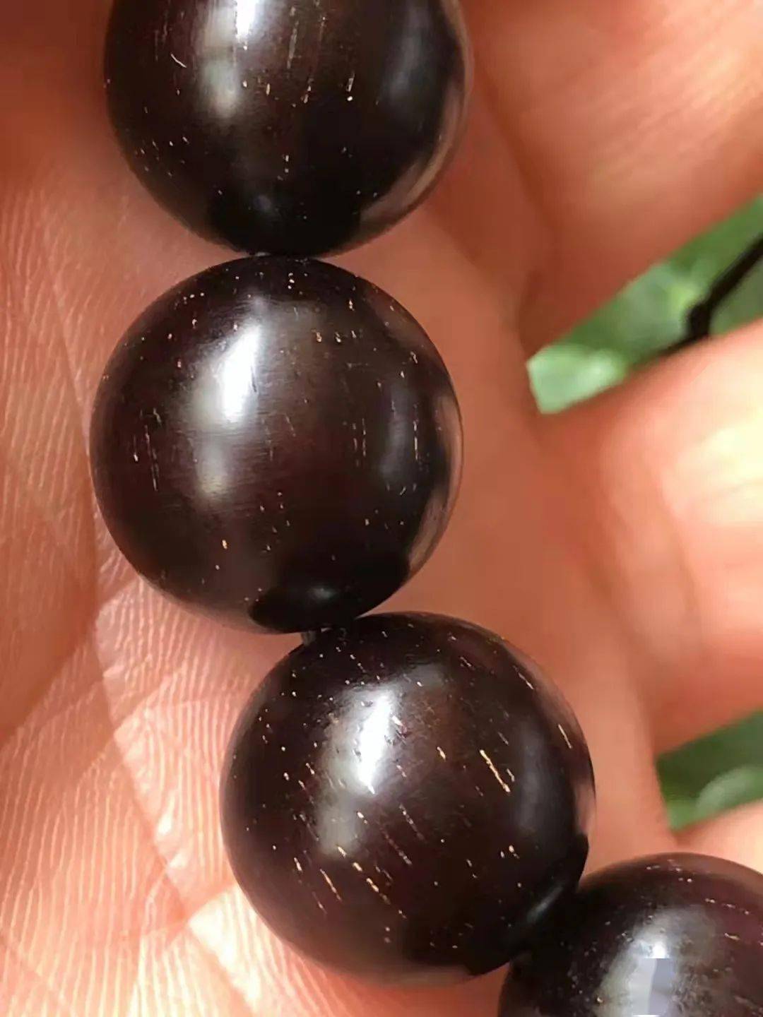 五招教你辨别小叶紫檀和血檀