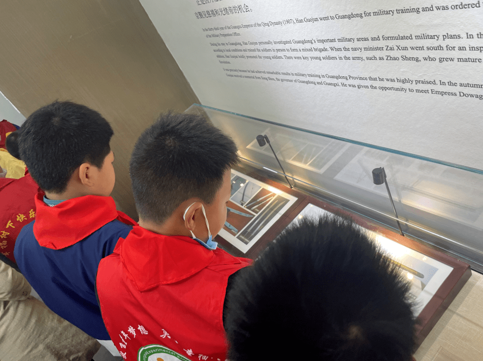 韩紫石清末任吉林省民政使,北洋政府时期任安徽省巡按使,江苏省省长兼