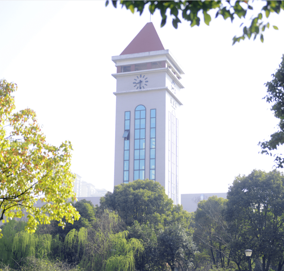 太湖高中智慧化探索_无锡高中升学指导意见_无锡太湖高级中学