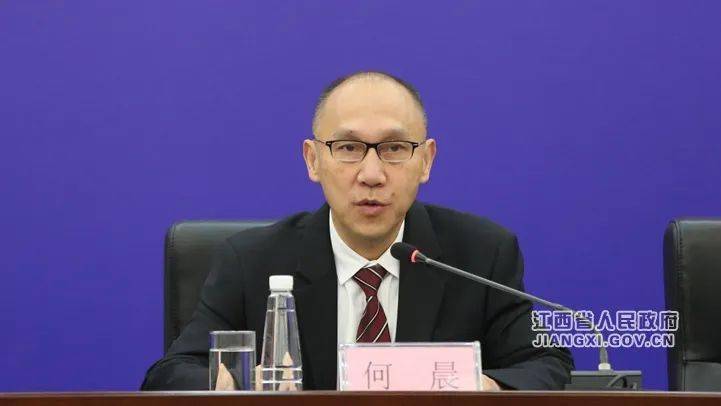 省退役军人事务厅拥军优抚处处长黄瑞珍先生,南昌县人民政府副县长廖