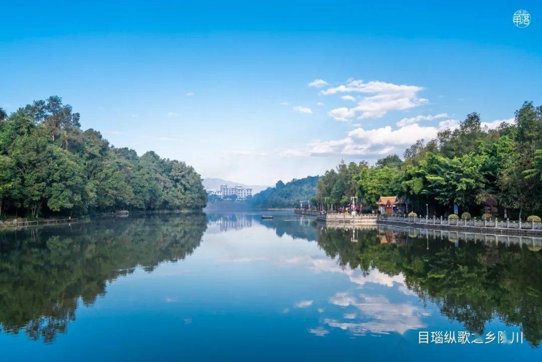 陇川县旅游景点图片