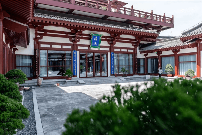 陕西唐三彩艺术博物馆正式开馆