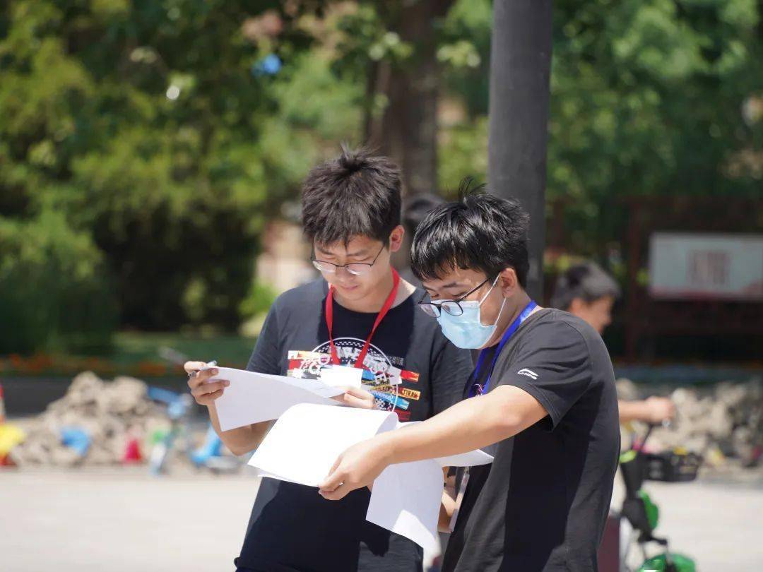 权威发布!天津大学2022年本科招生章程wow~天大学霸情侣!磕到了!