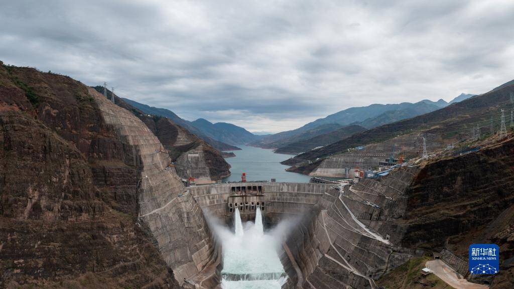 白鹤滩水电站全景图片图片