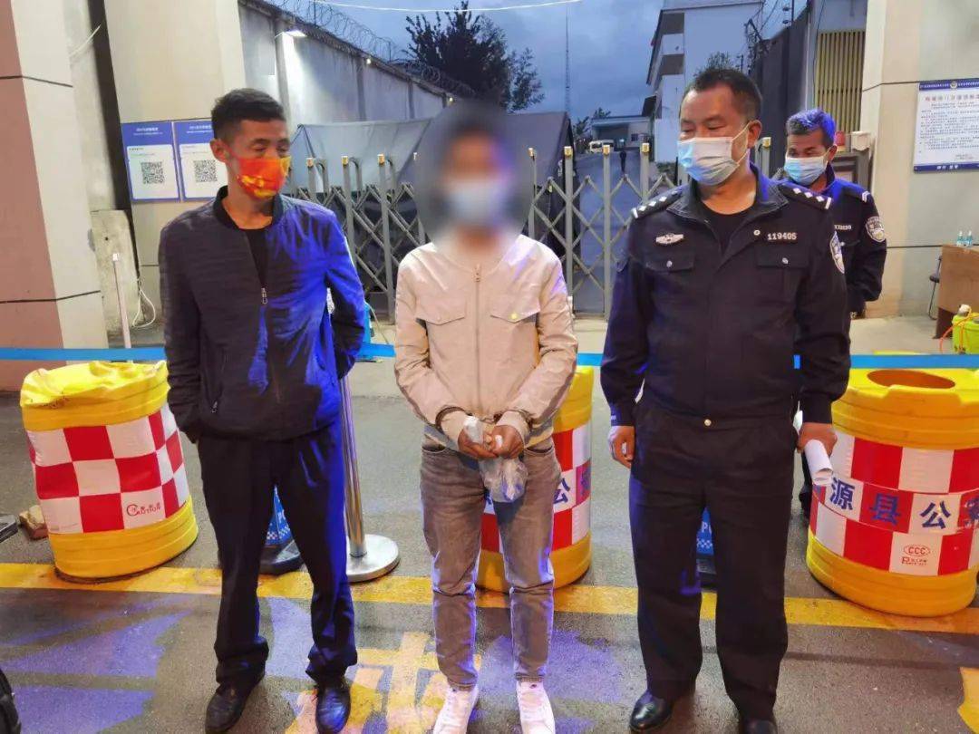 近日,盐源县公安局刑事侦查大队破获一起入室盗窃案,抓获犯罪嫌疑人1