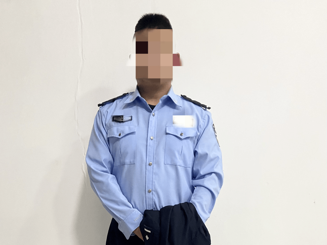 警服长袖制式衬衣着装标准