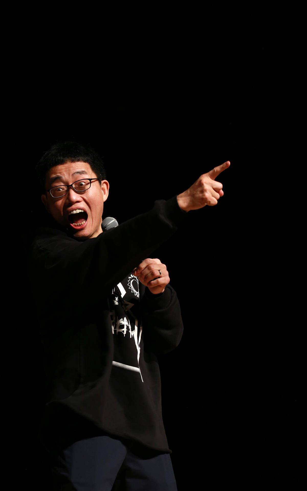 脱口秀"在天之灵"?黄西:白宫并不是我最闪耀的舞台_危机感_美国_因为