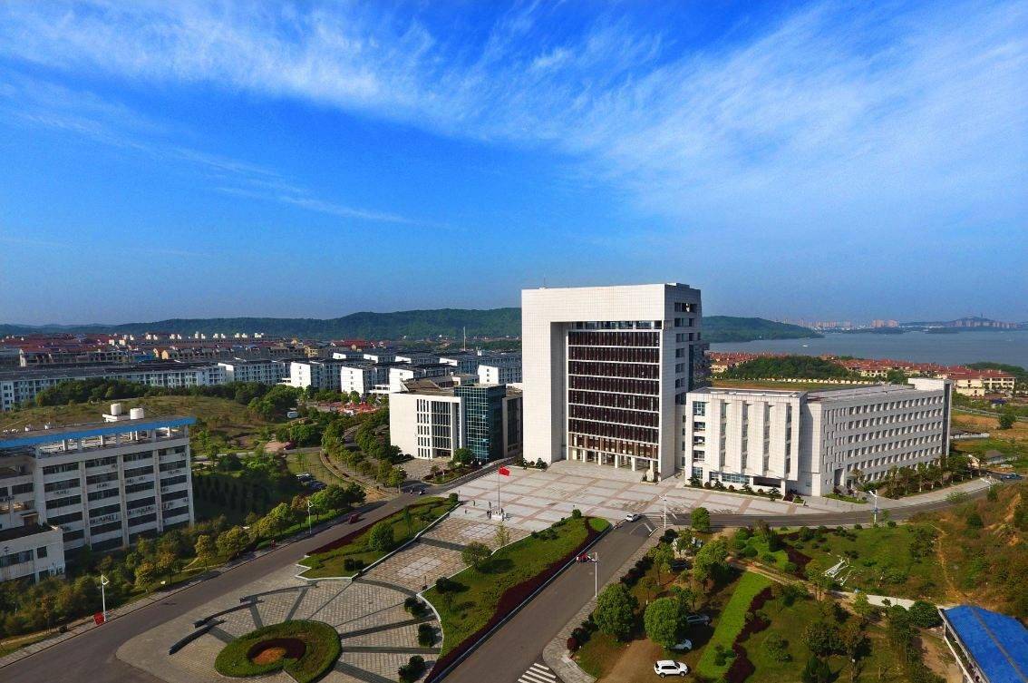 吉首大学湖南省内受热捧省外遭冷遇原因何在