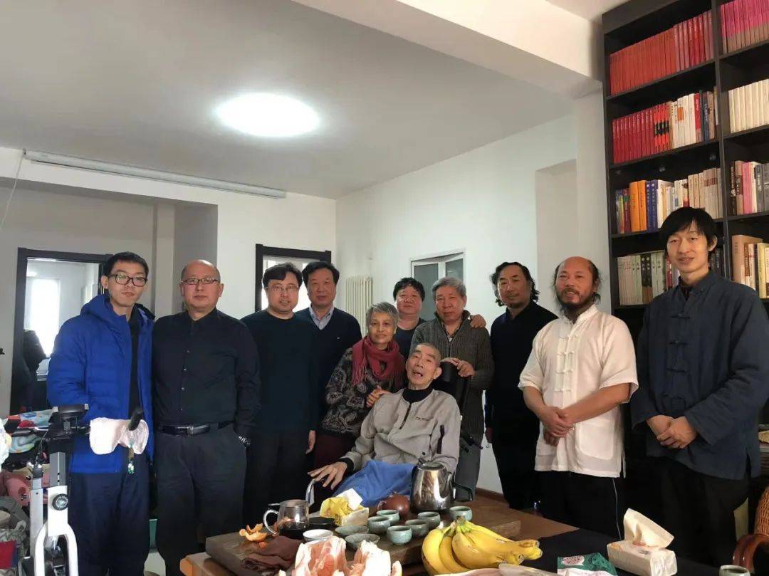 后排左起:张博实,高晖,刘庆,王尧,林白,张学昕,阎连科,张清华,祝真玄