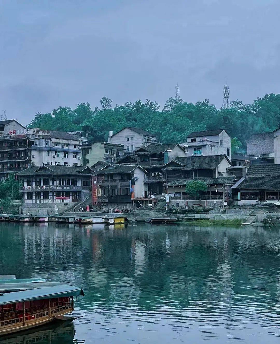 沈从文笔下真正描绘的边城