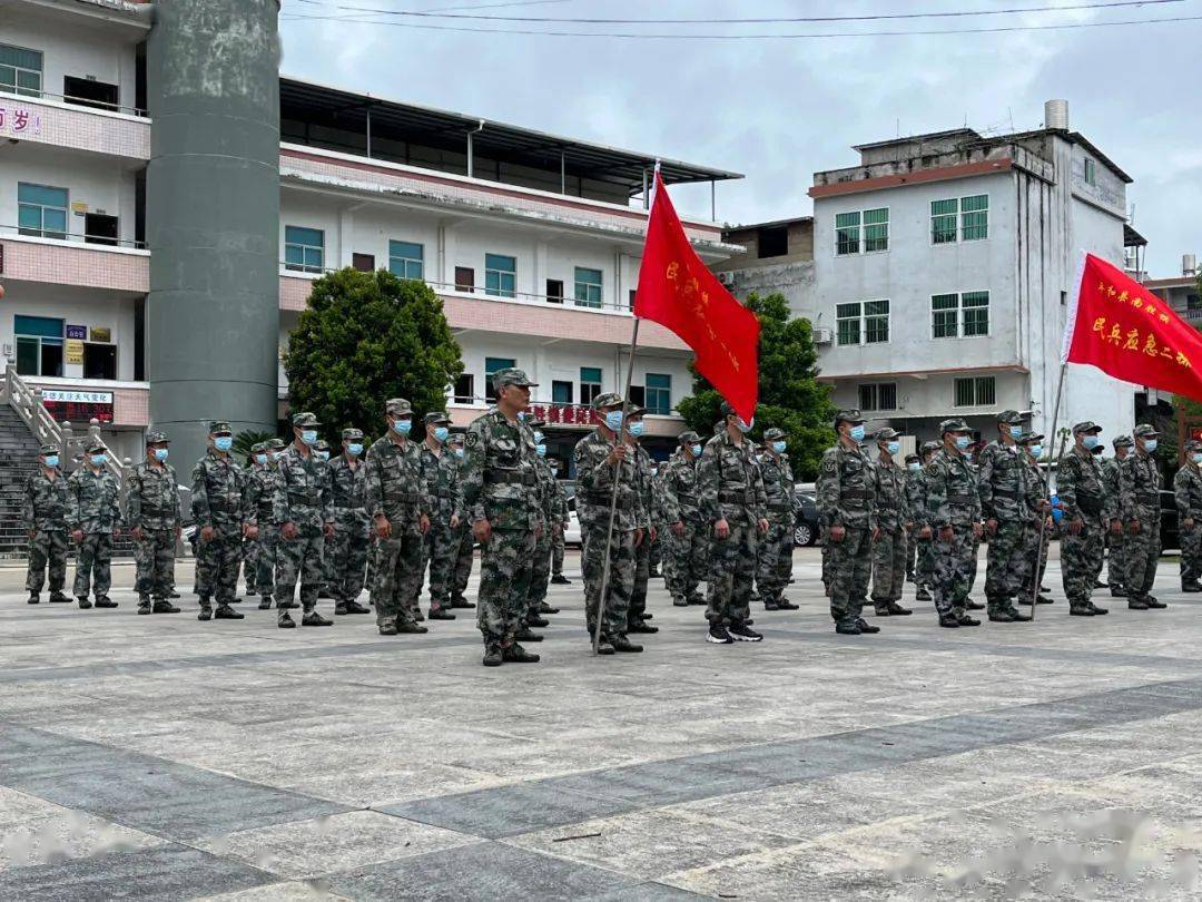 民兵点验南胜镇组织民兵集中点验