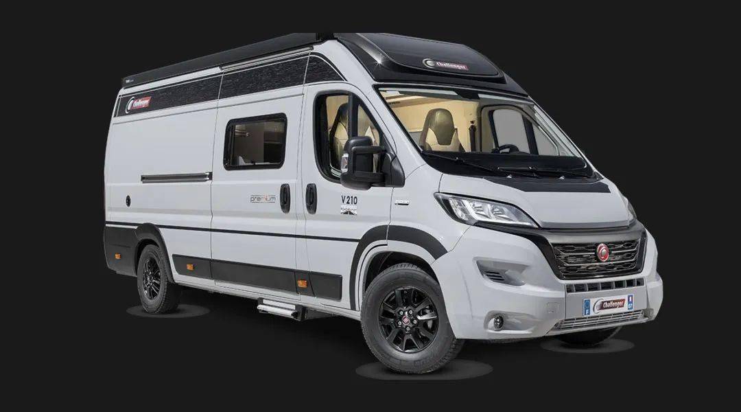 b型房车还带车库菲亚特challengerv210带你体验全新空间设计