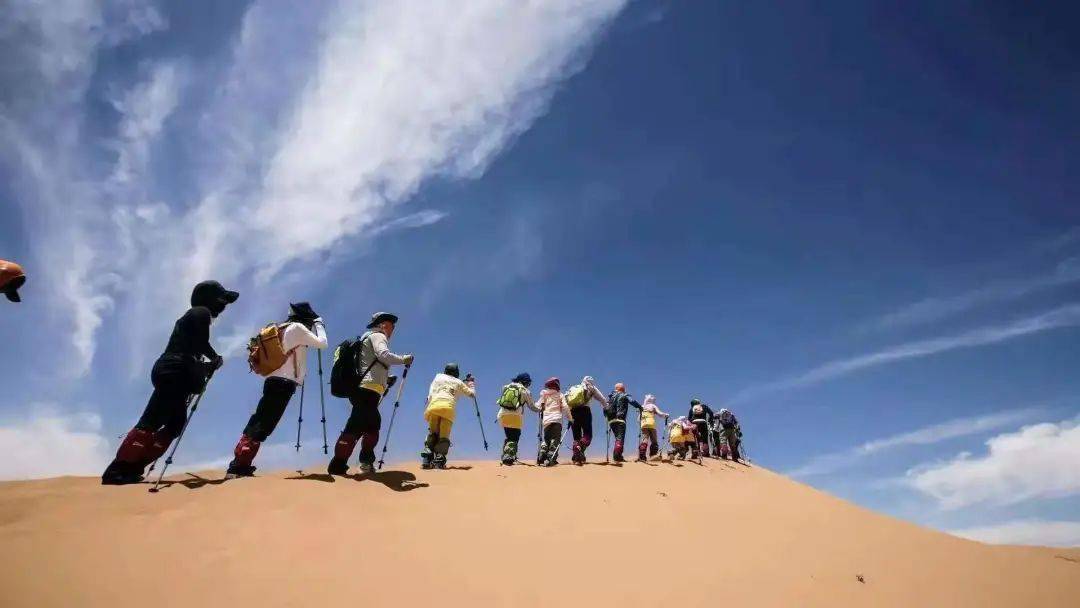 送给孩子的最好礼物——全民幸福社腾格里沙漠亲子研学开始报名啦