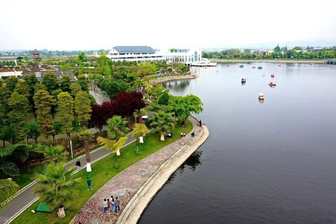 one话题当无人机从广汉上空飞过竟然