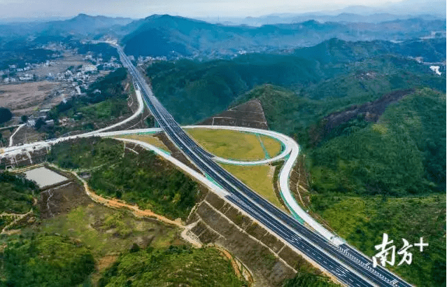 河惠莞高速的建成通车,不久的将来河紫高速,深河高铁等路网的规划建设