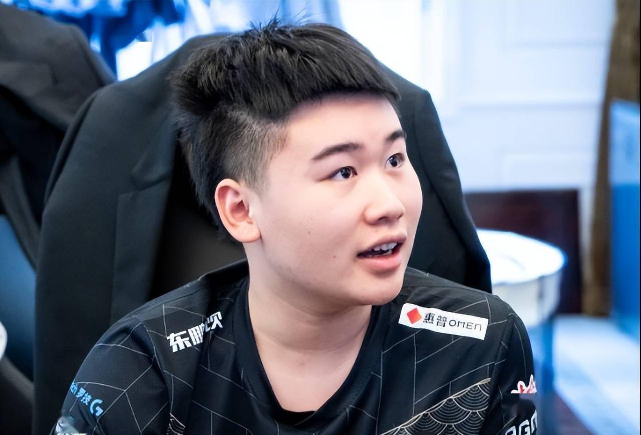 英雄联盟实至名归的fmvp荣誉wei成为本次比赛kda最高选手