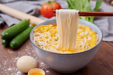煮面的三大误区!面条这么做,才好吃又营养!_蔬菜_蛋白_高汤