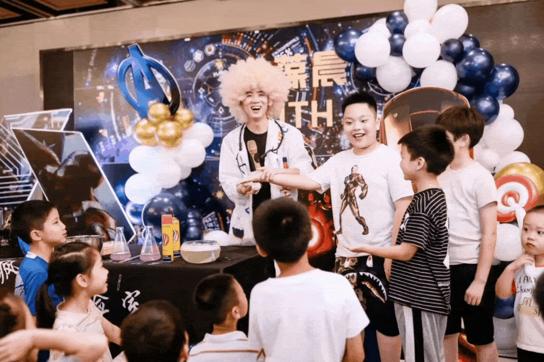 奇趣科学实验秀今天给家长们介绍个好地方孩子们天马行空的问题急需