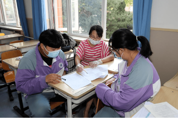 同學們高考在即張家灣中學北京二中通州校區永樂店中學北京五中通州校