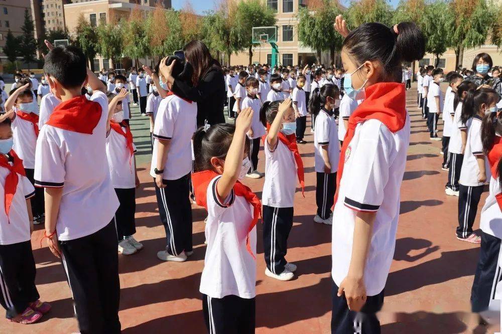 府前小学举行六一国际儿童节主题队日暨一年级