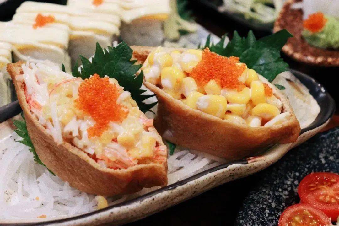 梅渍番茄 串烧拼盘 刺身三拼 青瓜蟹柳沙拉 芒果海虾卷 福袋寿司!