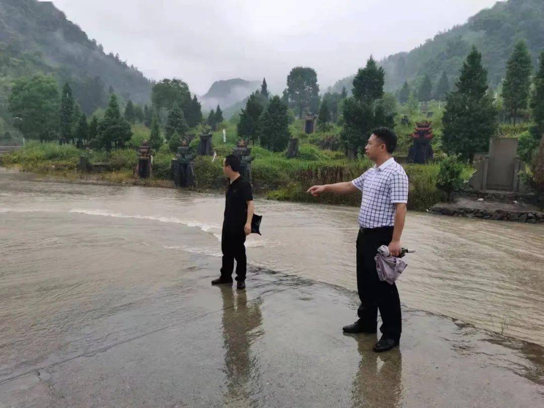 洪峰過境秀山人近期儘量別去河邊