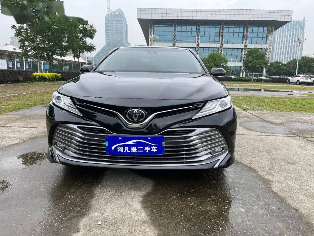 店长推荐车型2020款 丰田凯美瑞 2.0g 豪华版新车完税价:21.98万 2.