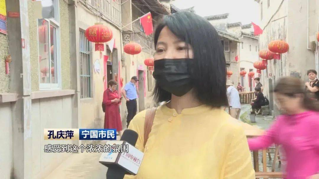 在宁国市胡乐镇,舞龙灯,打鱼灯,放河灯是端午特色习俗.