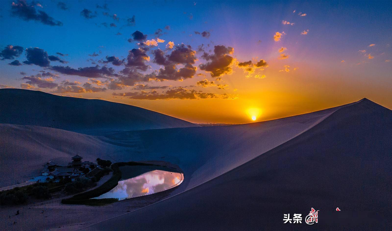 敦煌端午节大漠壮美风光引客来