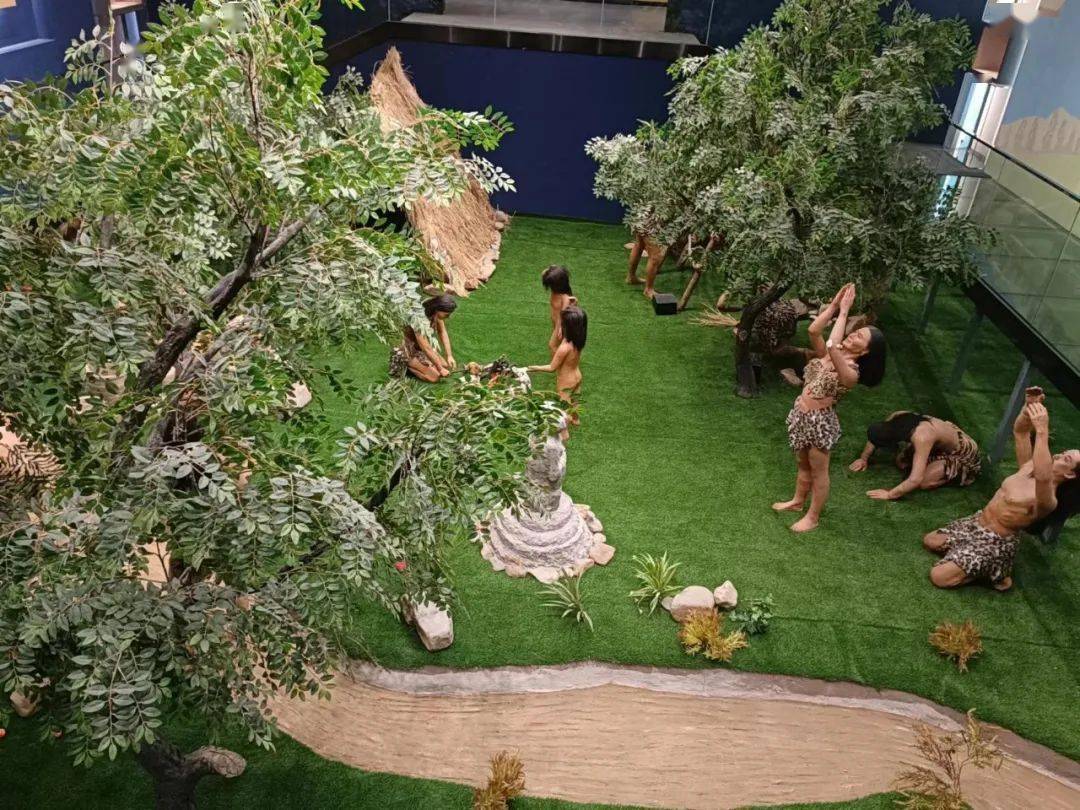 走进博物馆成长无边界参观林西县博物馆主题教育活动