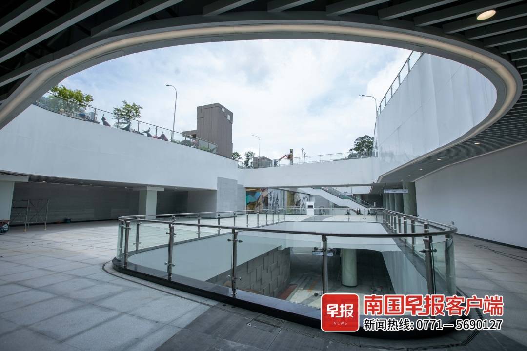 南宁地铁那洪立交站双层下沉广场正式启用_空间_社区_配套