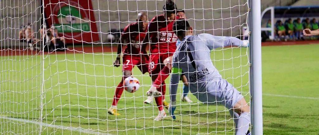 季后赛预演湖人对决掘金关键战役或将影响西部最终排位