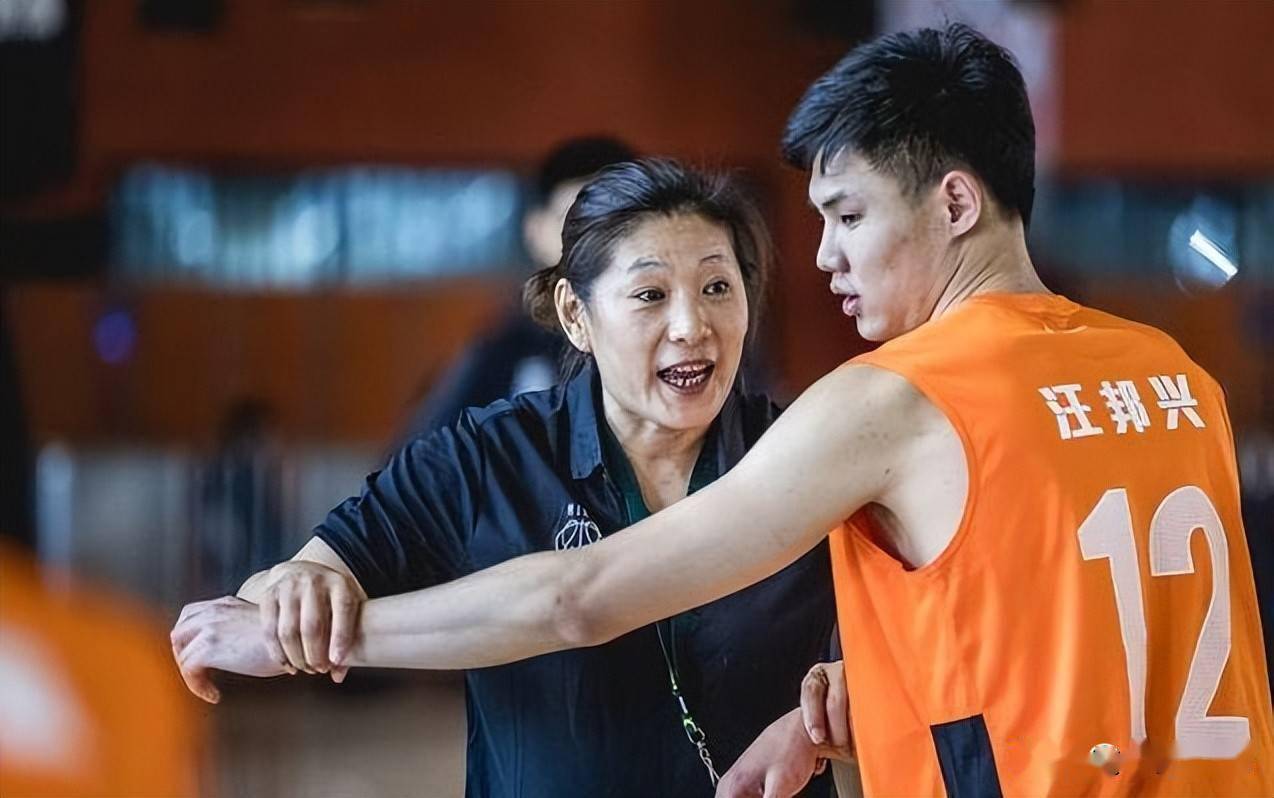 中国女篮传奇教练再次出山,出任国青主帅,太让人期待_李昕_中国篮协