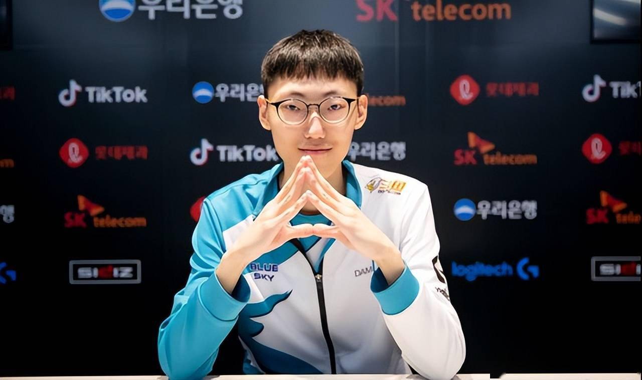 英雄联盟:nuguri一度考虑直接退役,对fpx队员和粉丝表示歉意_战队