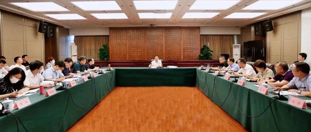 殷美根主持召开儒乐湖新城建设专题调度会_新区_赣江_开展调研