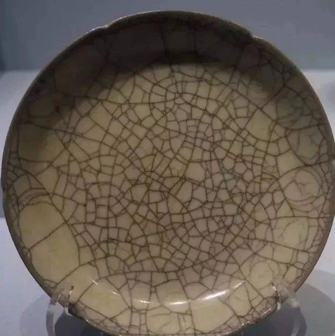 古瓷“开片”的原因,原来是这样_瓷器_裂纹_釉面