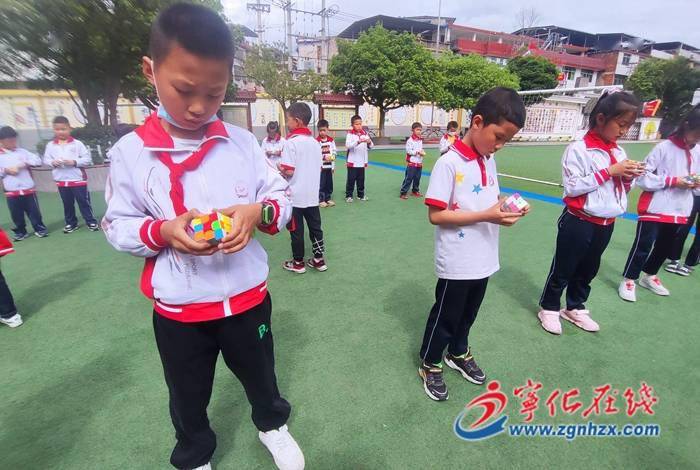 宁化红旗小学让学生感受科技的魅力